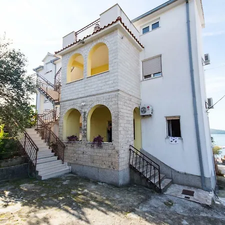 Apartman Boris *